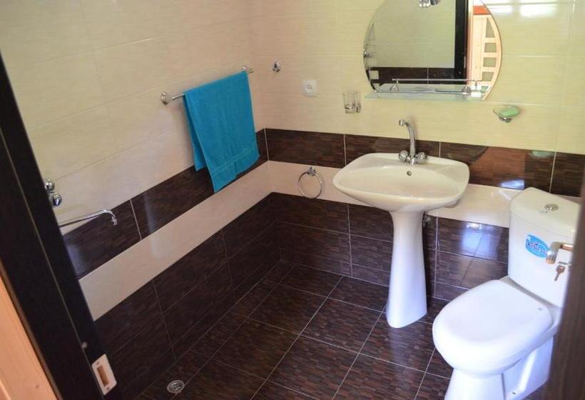 پانسیون Juta Guest House