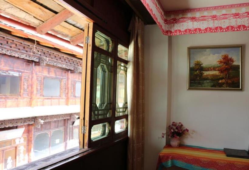 هاستل Shangajoy Seasons Inn