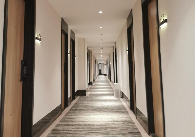 酒店 Green Tree Inn Express Shanghai Bund Yuyuan Xiaonanmen Metro Station