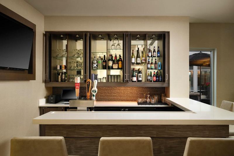 בית מלון כפרי Residence Inn By Marriott Green Bay Downtown