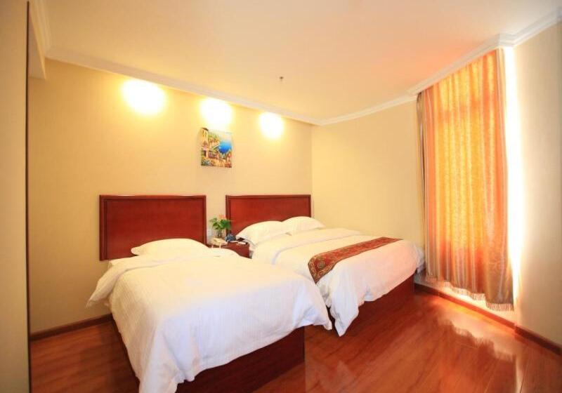 בית מלון כפרי Greentree Inn Liaoning Dalian Railway Station South Shengli Square Express