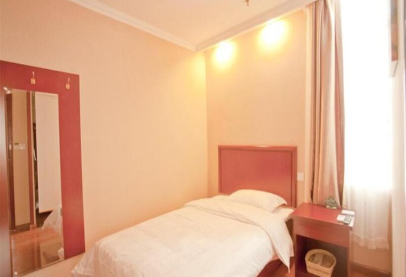 בית מלון כפרי Greentree Inn Liaoning Dalian Railway Station South Shengli Square Express