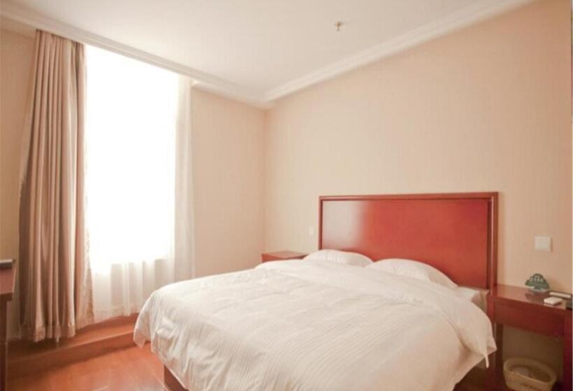 בית מלון כפרי Greentree Inn Liaoning Dalian Railway Station South Shengli Square Express