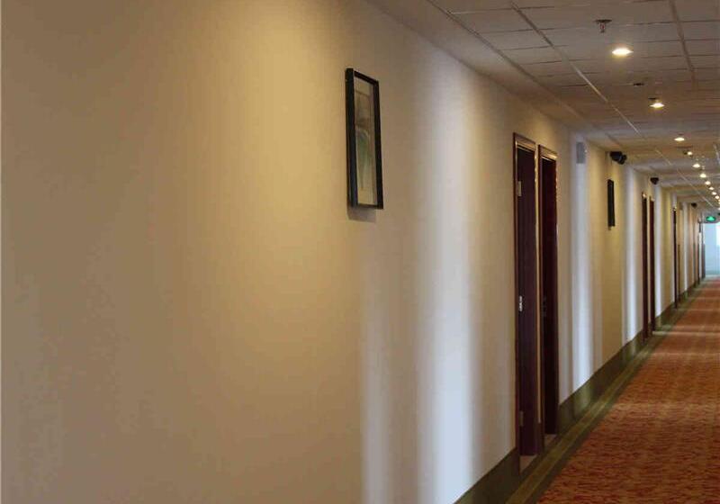 호텔 Greentree Inn Shanghai West Huaxia Road Metro Station Express