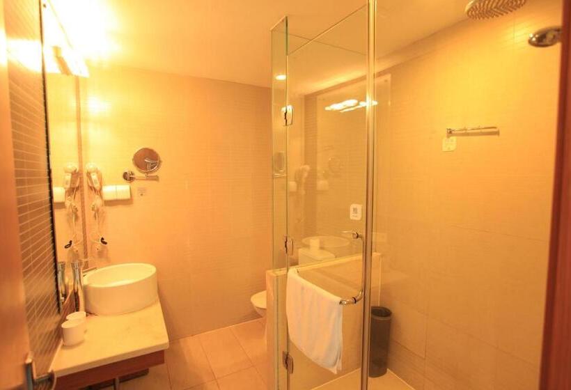 호텔 Greentree Inn Shanghai West Huaxia Road Metro Station Express