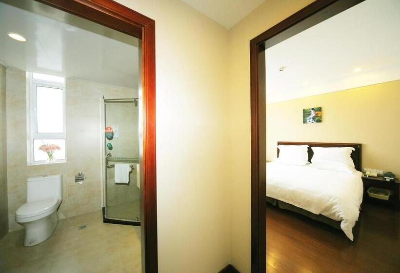 호텔 Greentree Inn Shanghai West Huaxia Road Metro Station Express