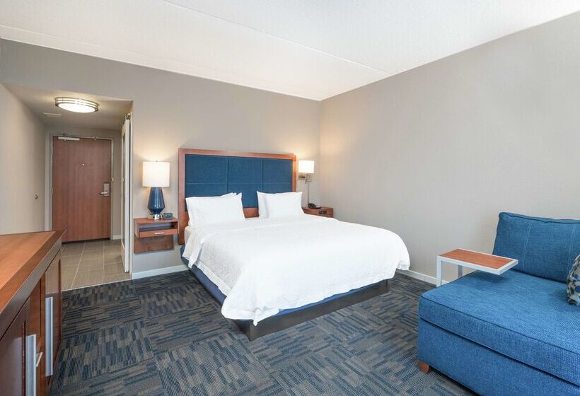 호텔 Hampton Inn & Suites Newburgh Stewart Airport