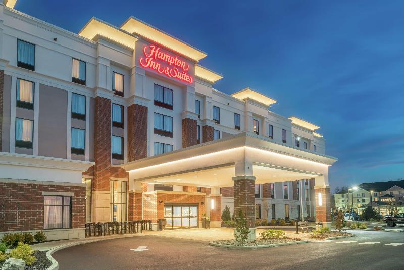 호텔 Hampton Inn & Suites Newburgh Stewart Airport
