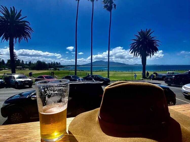 فندق Bermagui Beach
