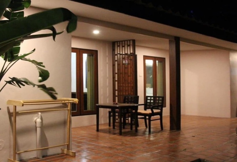 فندق Poohbar Resort & Lotusdive