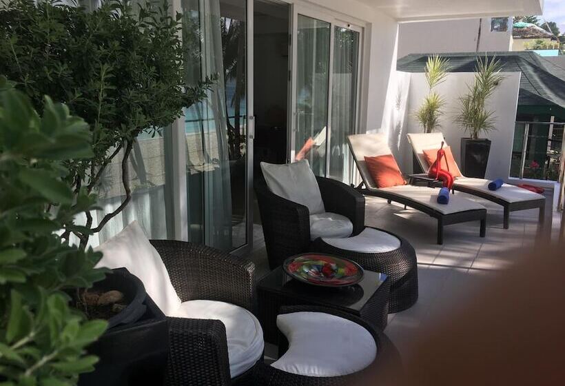 בית מלון כפרי Sundown Beach Studios