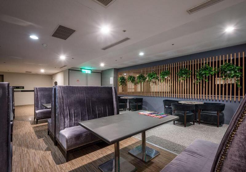 هتل 慶城商旅urbanone