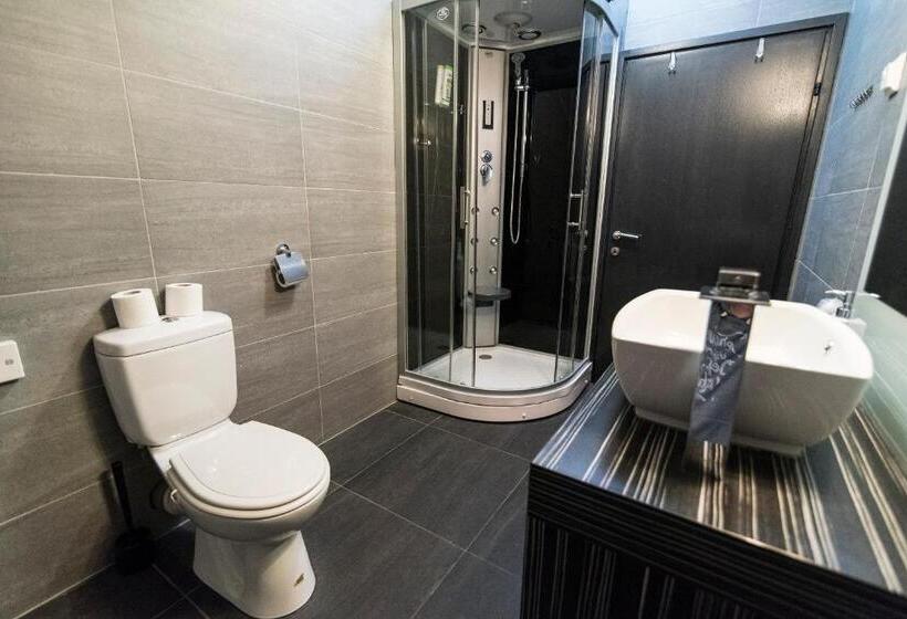 بنسيون Cool Zagreb Airport