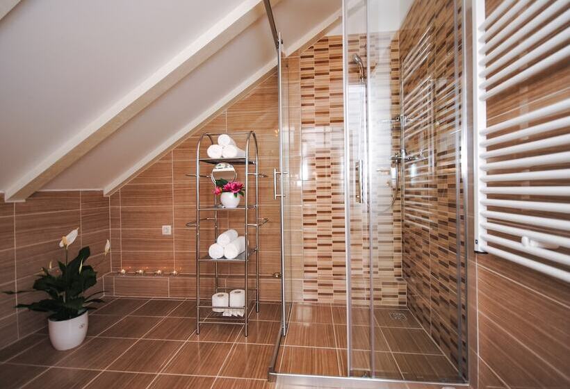 پانسیون Lanterna Rooms