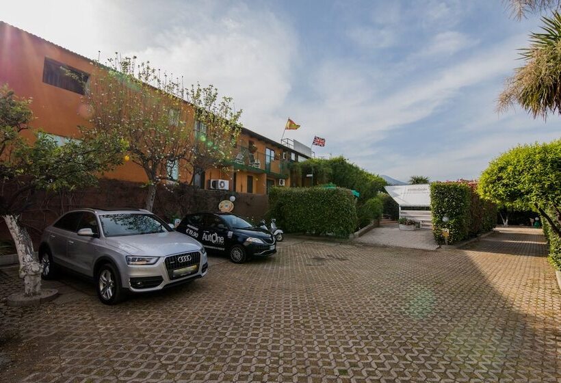 تختخواب و صبحانه Villa Rocla Guest House Pompei