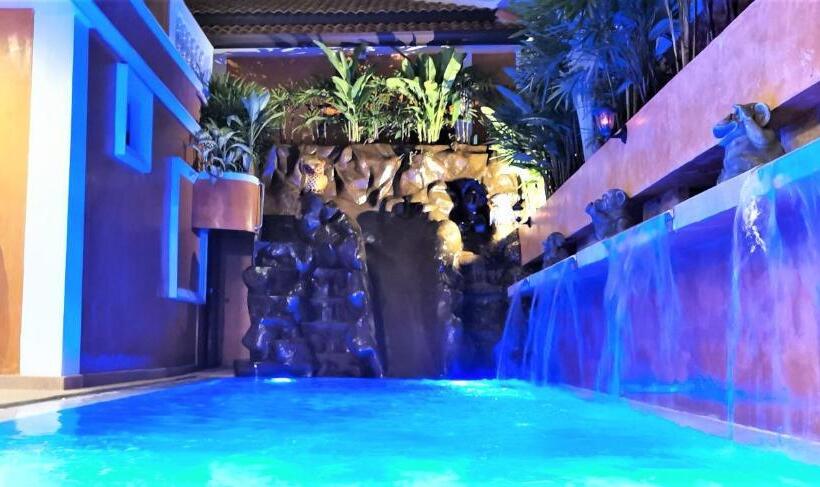 Hideland Luxury Pool Villa Pattaya Walking Street 5 Bedrooms