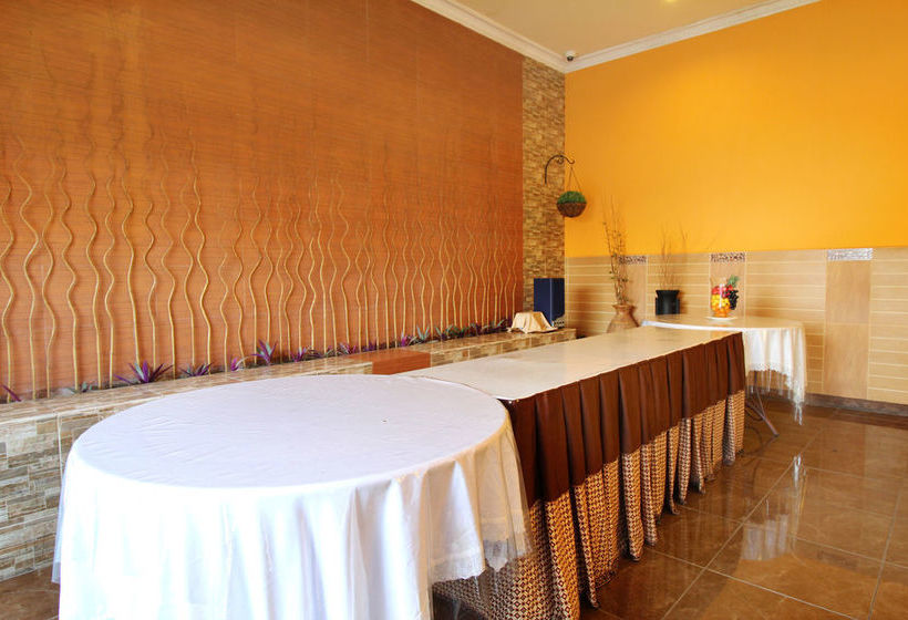 فندق Airy Alun Alun Mastrip 56 Blitar