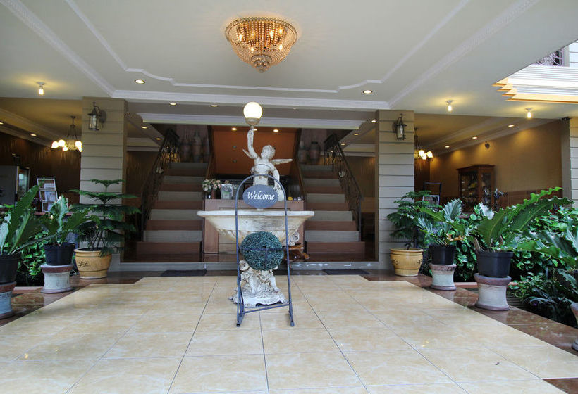 فندق Airy Alun Alun Mastrip 56 Blitar