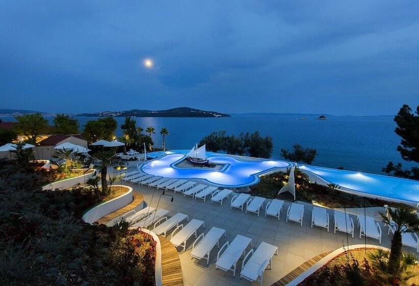 فندق Amadria Park Camping Trogir  Mobile Homes