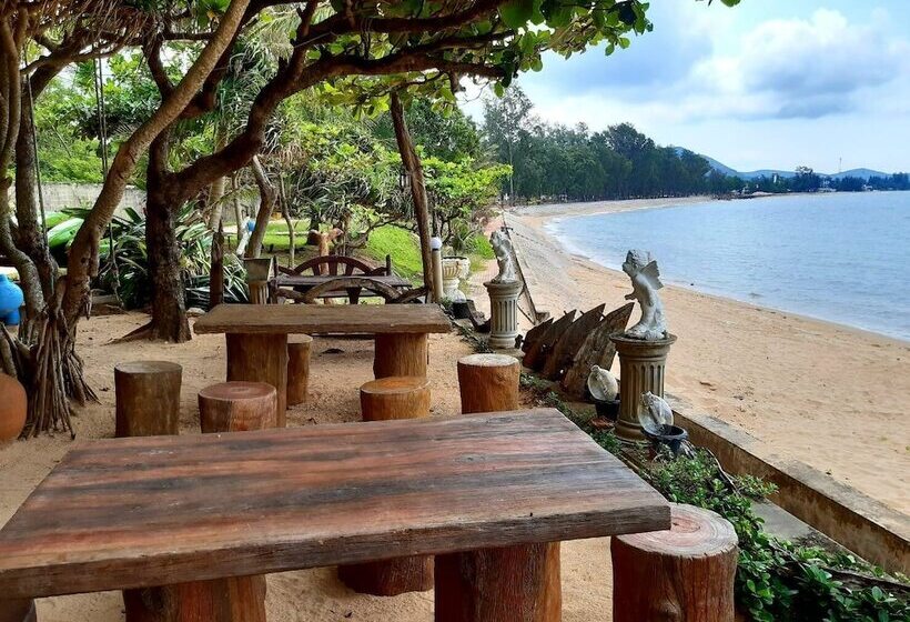 ホテル Jungle Bay Resort