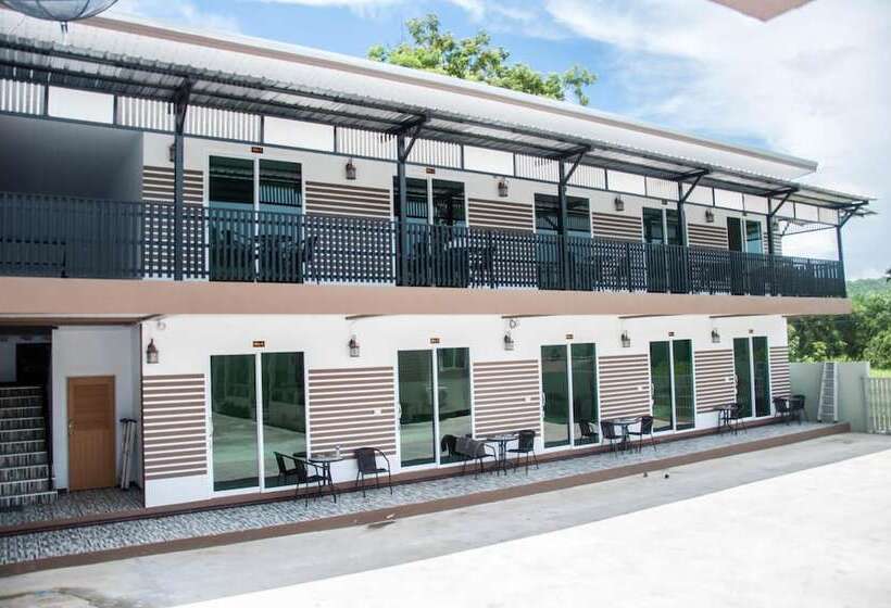 هتل Pleai Ta Lea Resort
