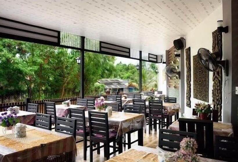 هتل Pleai Ta Lea Resort