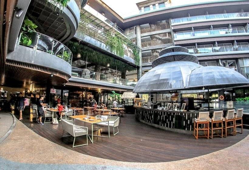 هتل The Crystal Luxury Bay Resort Nusa Dua