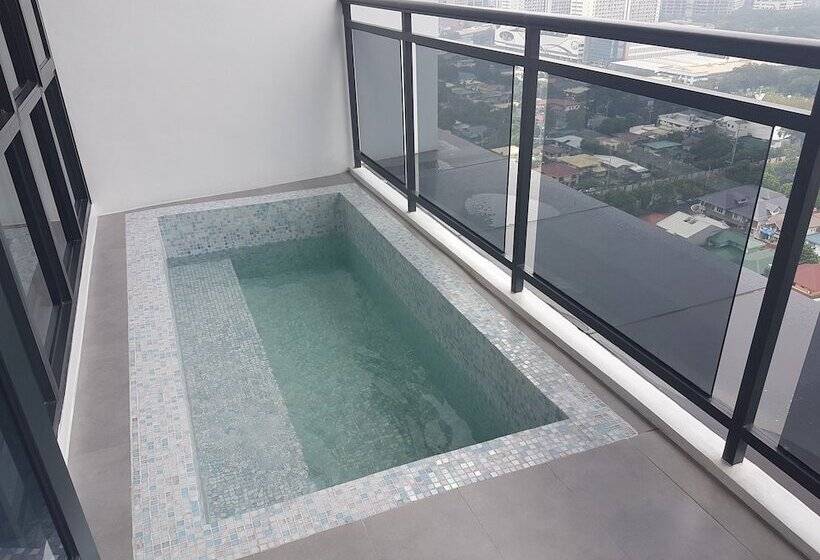 Lux Milano Residences Versace Makati