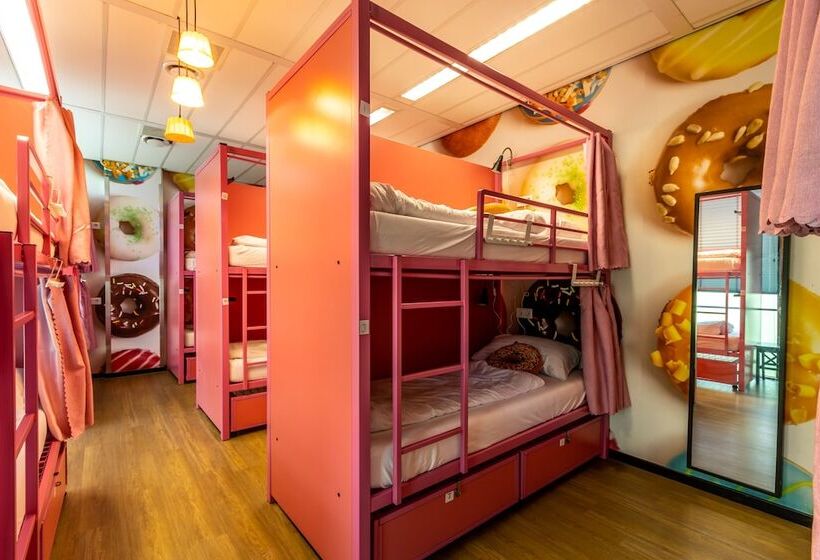 Hostelle   Women Only Hostel Amsterdam