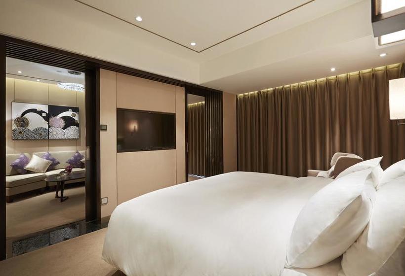 ホテル Imperial Dragon Bay Purejoy