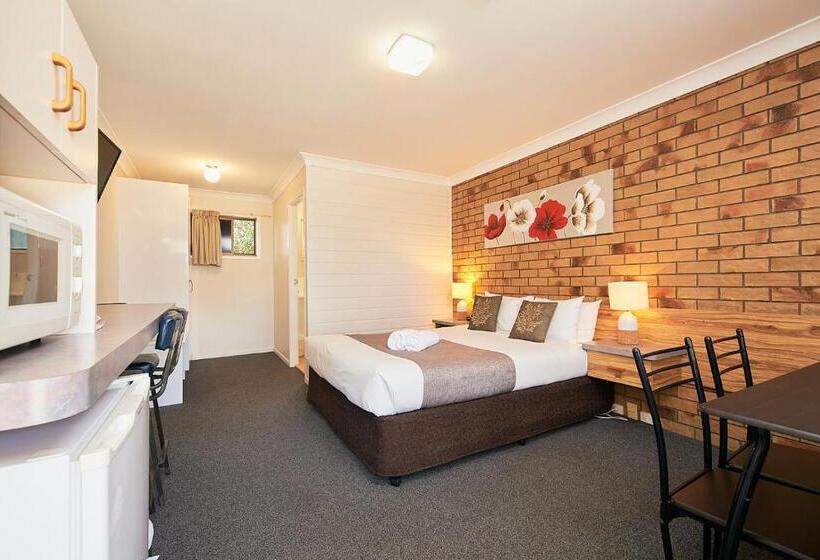 هتل Ruthven Street Motor Inn