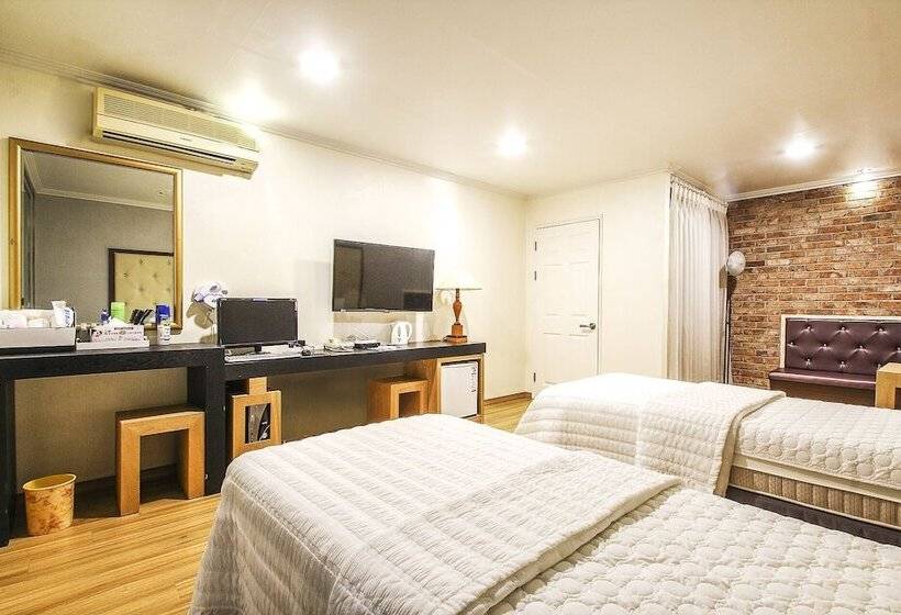 Hotel Central