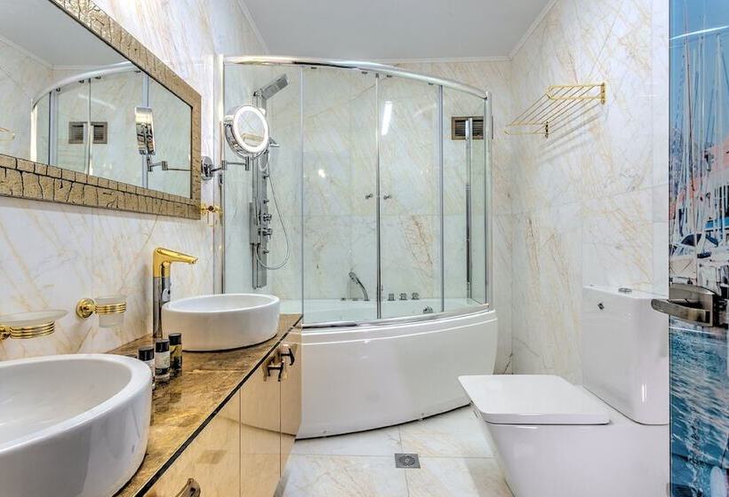 هتل Fiscardonna Luxury Suites