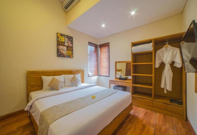 هتل Grand Kesambi Resort And Villas
