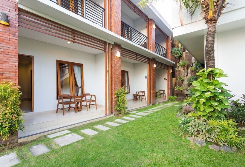 هتل Kubu Bali Suite Seminyak