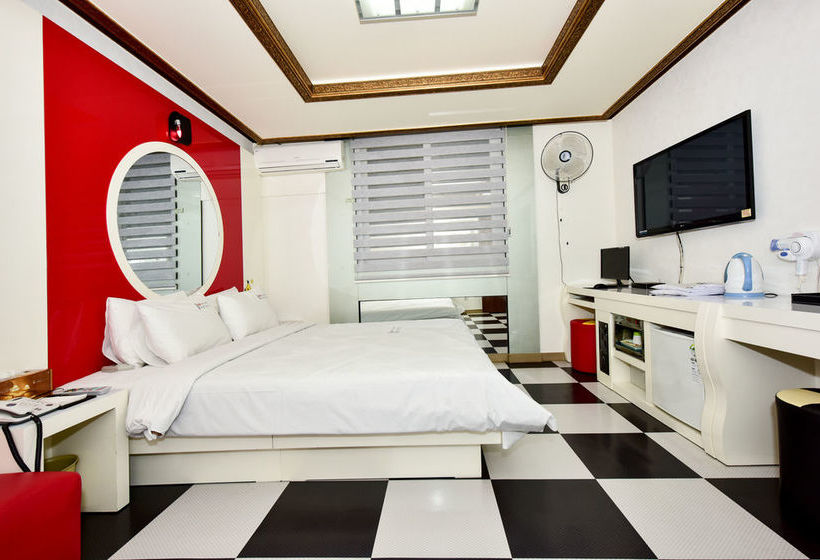 בית מלון כפרי Queen