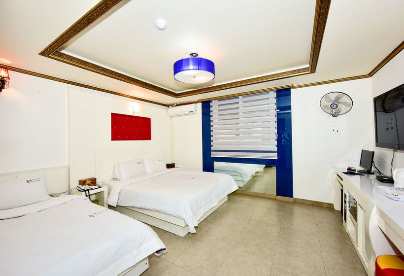 בית מלון כפרי Queen