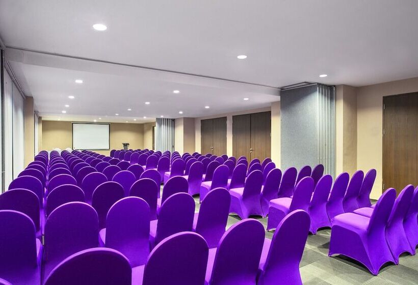 هتل Swissbelinn Cibitung