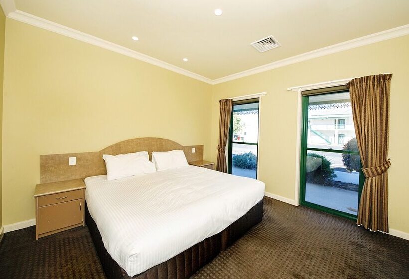 モーテル Yarrawonga Mulwala Golf Club Resort