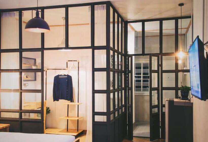 پانسیون Indiego Space