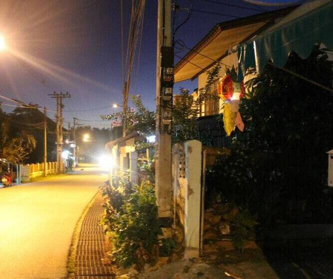 پانسیون Sarm Mork Guest House