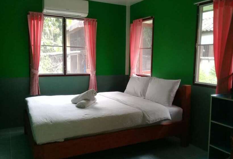 پانسیون Sarm Mork Guest House
