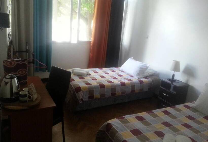 بنسيون The Quiet Corner Guest House