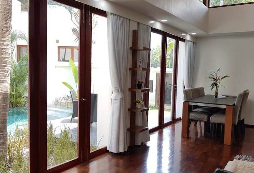 Pranaluxe Pool Villa Holiday Home