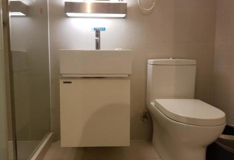 Отель Jinjiang Inn Select Beijing Dongzhimen Shiguanqu