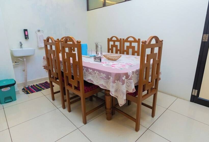 تختخواب و صبحانه Roscotel Bay Stays 2bhk Near White Town