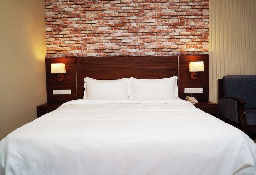 فندق Elephant Passage Resort Munnar