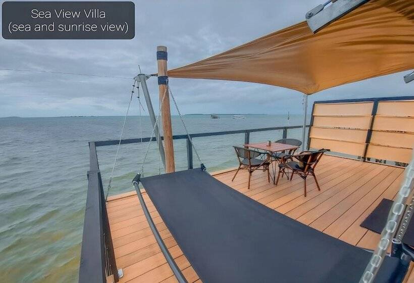 בית מלון כפרי Kiki Beach Resort, Batam