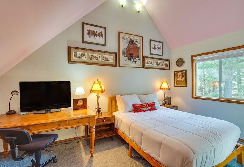 Washington Mountain Cabin: 1 Mi To Lake Cle Elum