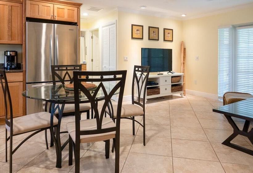 فندق Siesta Key Inn